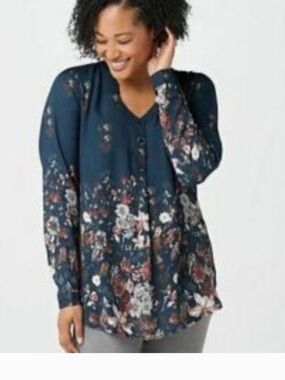 Tolani Collection Navy Floral Top Size Medium